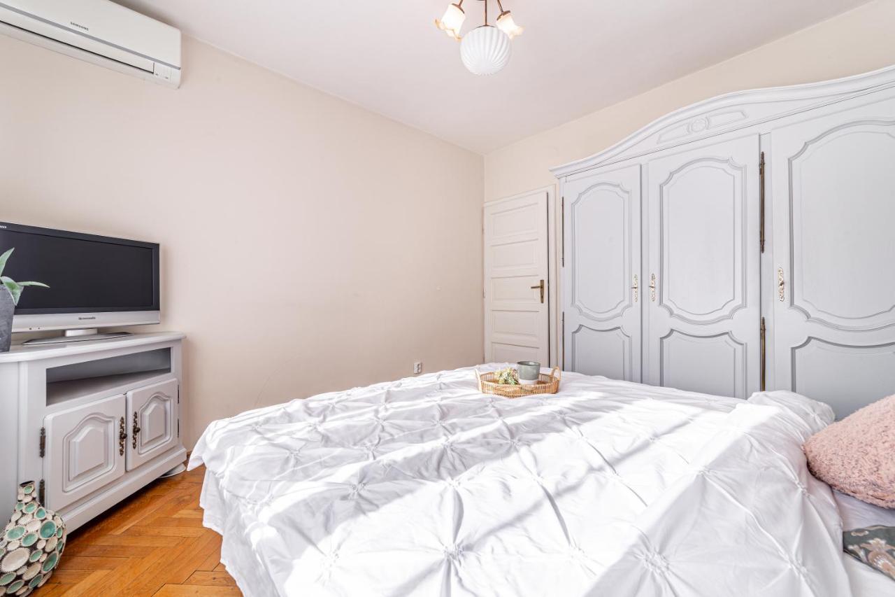 Nala Central Apartment Arad Exterior photo
